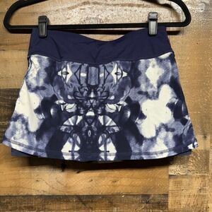 Lululemon Blue White Tie Dye Athletic Skirt With Built-in Shorts Size 2